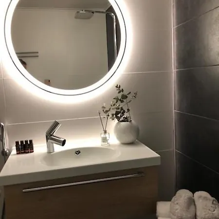 Bridget Hotel